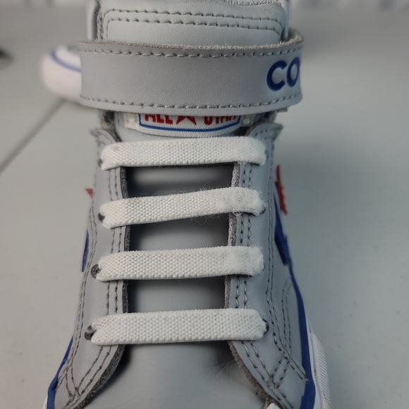 CONVERSE KIDS LEATHER HI TOP SNEAKER - Picture 4 of 10